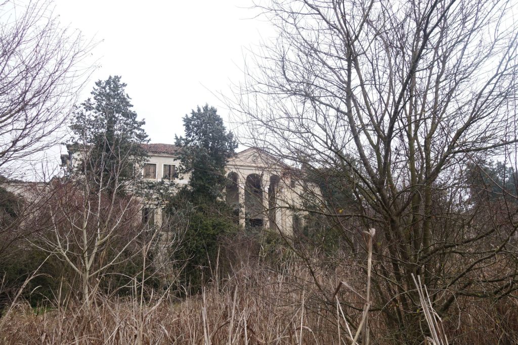 Villa Grompo-Pigafetta, Bettanin, Paradiso