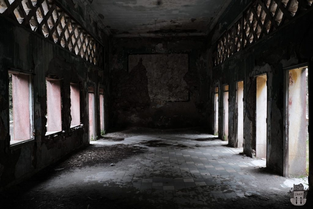 Abandoned italian settlement in Campochiaro, Eleousa