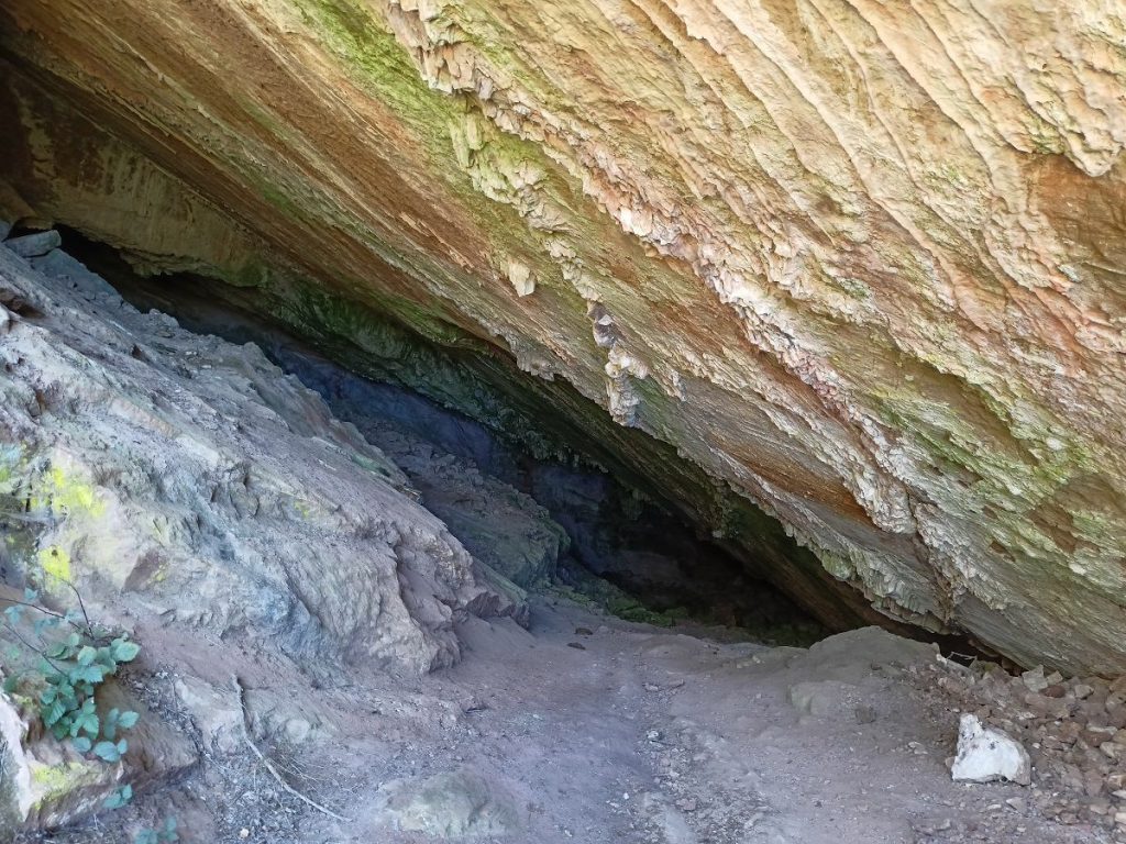 Grutas de Santo Adrião