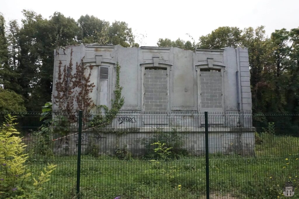 Goussainville abandoned village