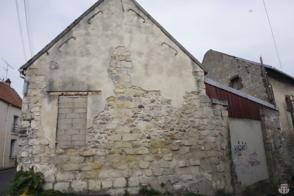 Goussainville abandoned village