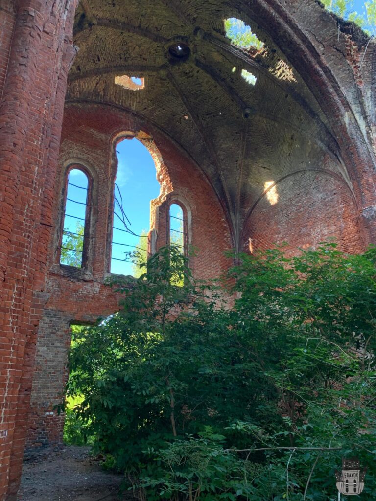 Eidtkunen Abandoned Kirche (Kaliningrad)