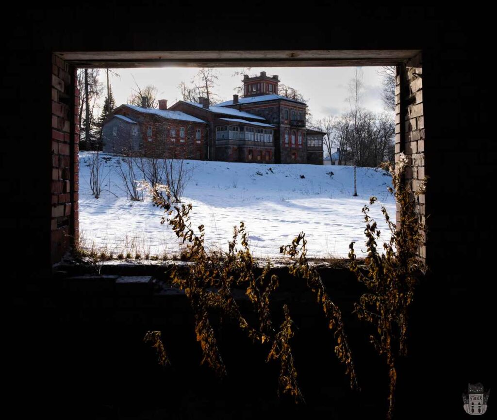 The abandoned manor of Lazdonas in Latvia