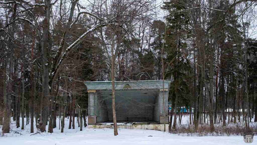 Mežciems abandoned sanatorium in Daugavpils