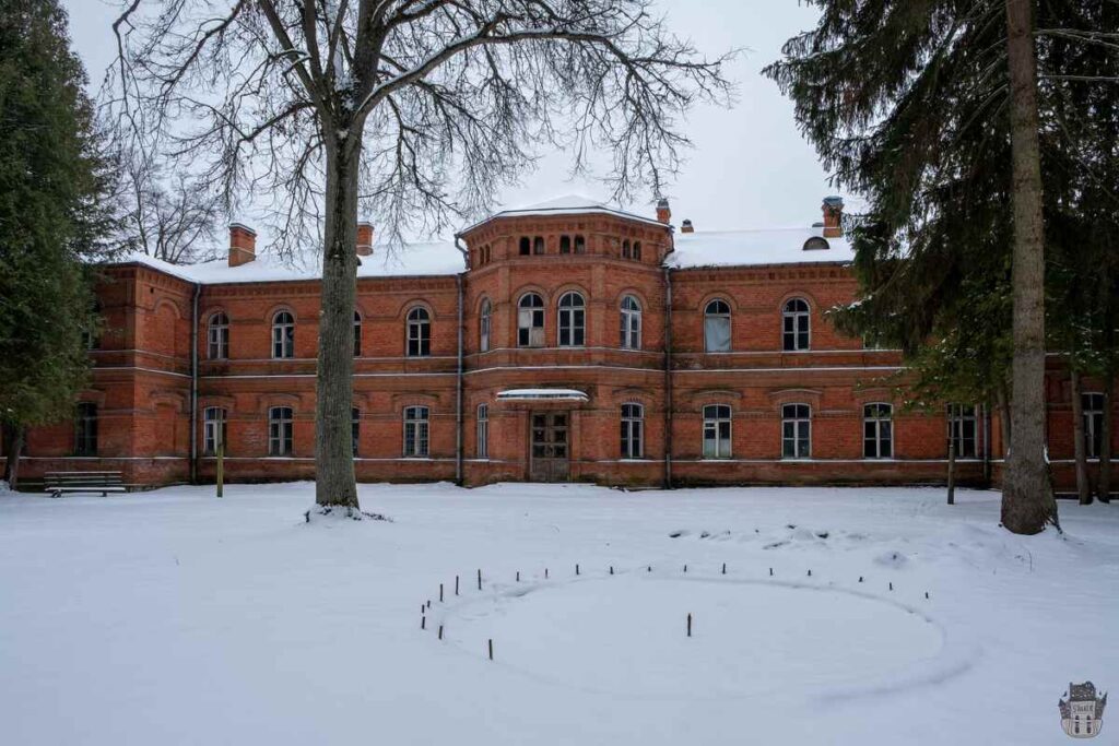 Mežciems abandoned sanatorium in Daugavpils