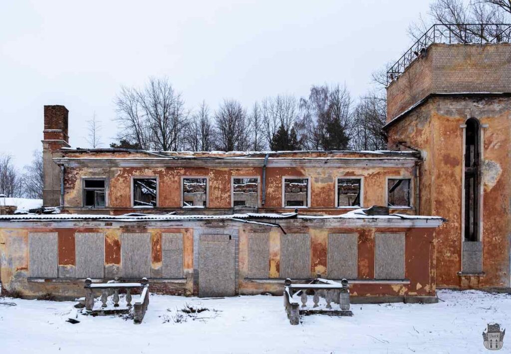 Mežciems abandoned sanatorium in Daugavpils