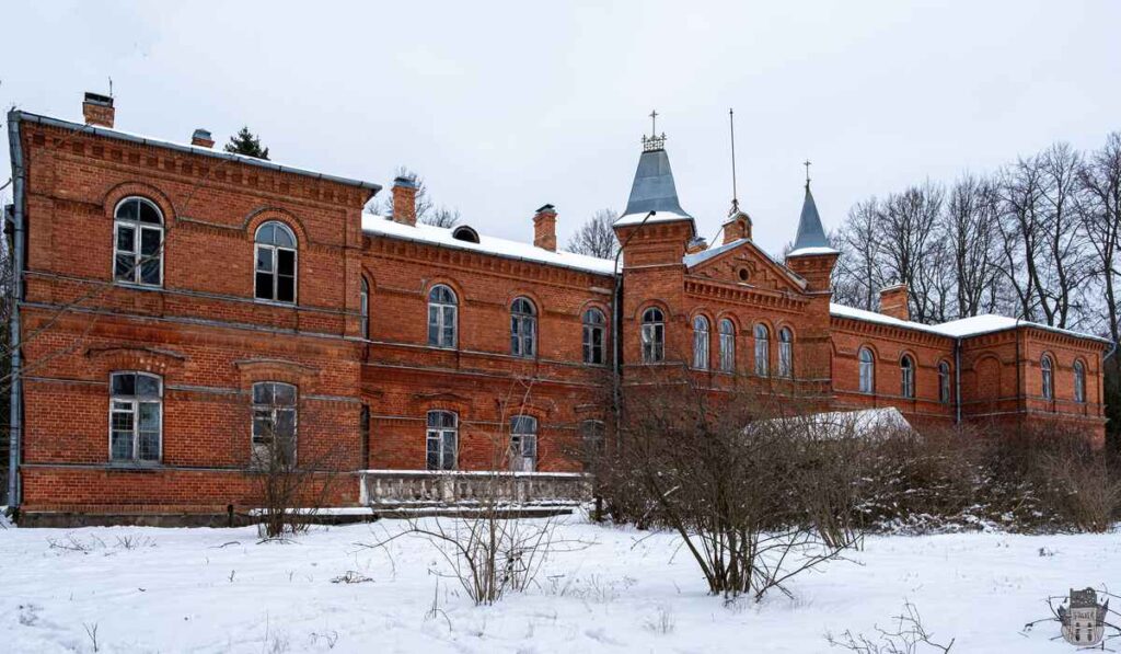 Mežciems abandoned sanatorium in Daugavpils