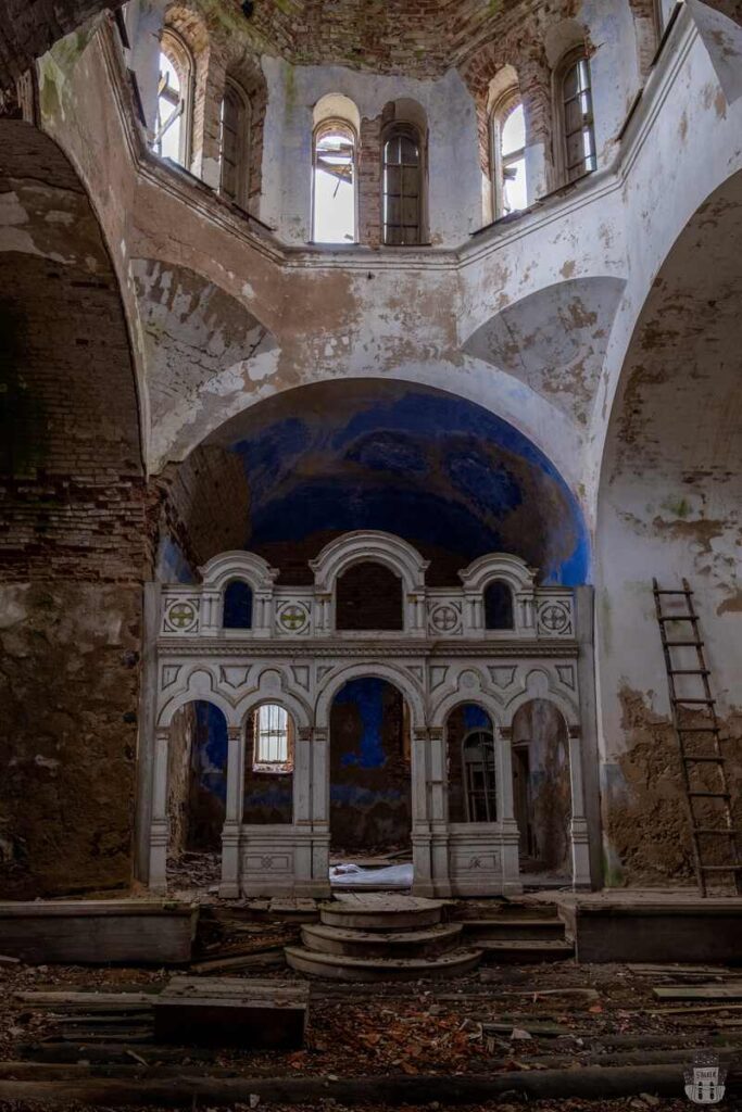 Lideres Kristus piedzimšanas pareizticīgo baznīca - abandoned Church of the Nativity of Christ in Latvia